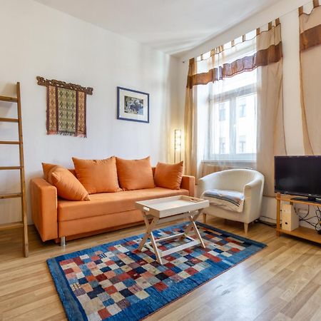 Apartment 5 Stops Away From City-Centre Viena Exterior foto